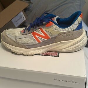 New balance X kith msg 990v6